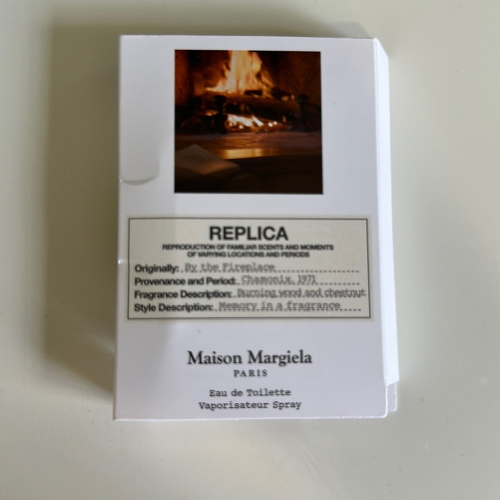 Maison Margiela REPLICA by the fireplace Eau de toilette sample